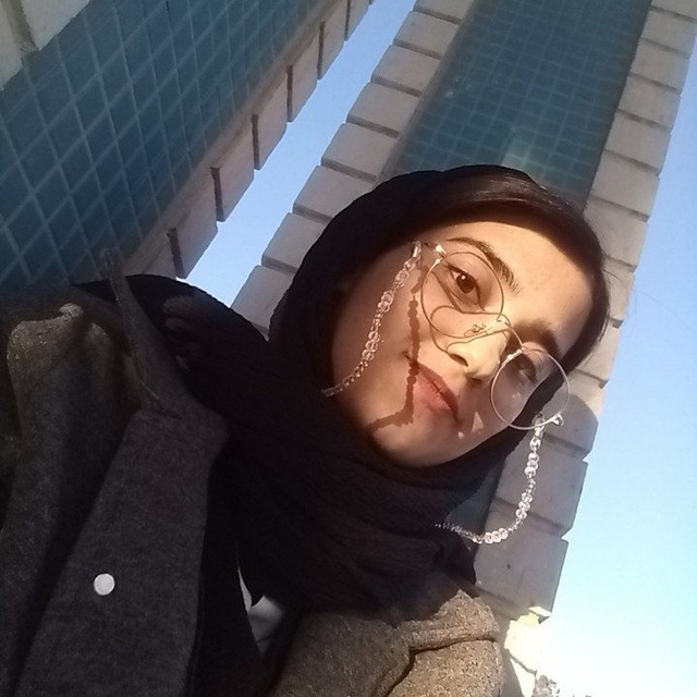 مهناز حاضری